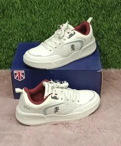 Off-White Classic Street Sneaker